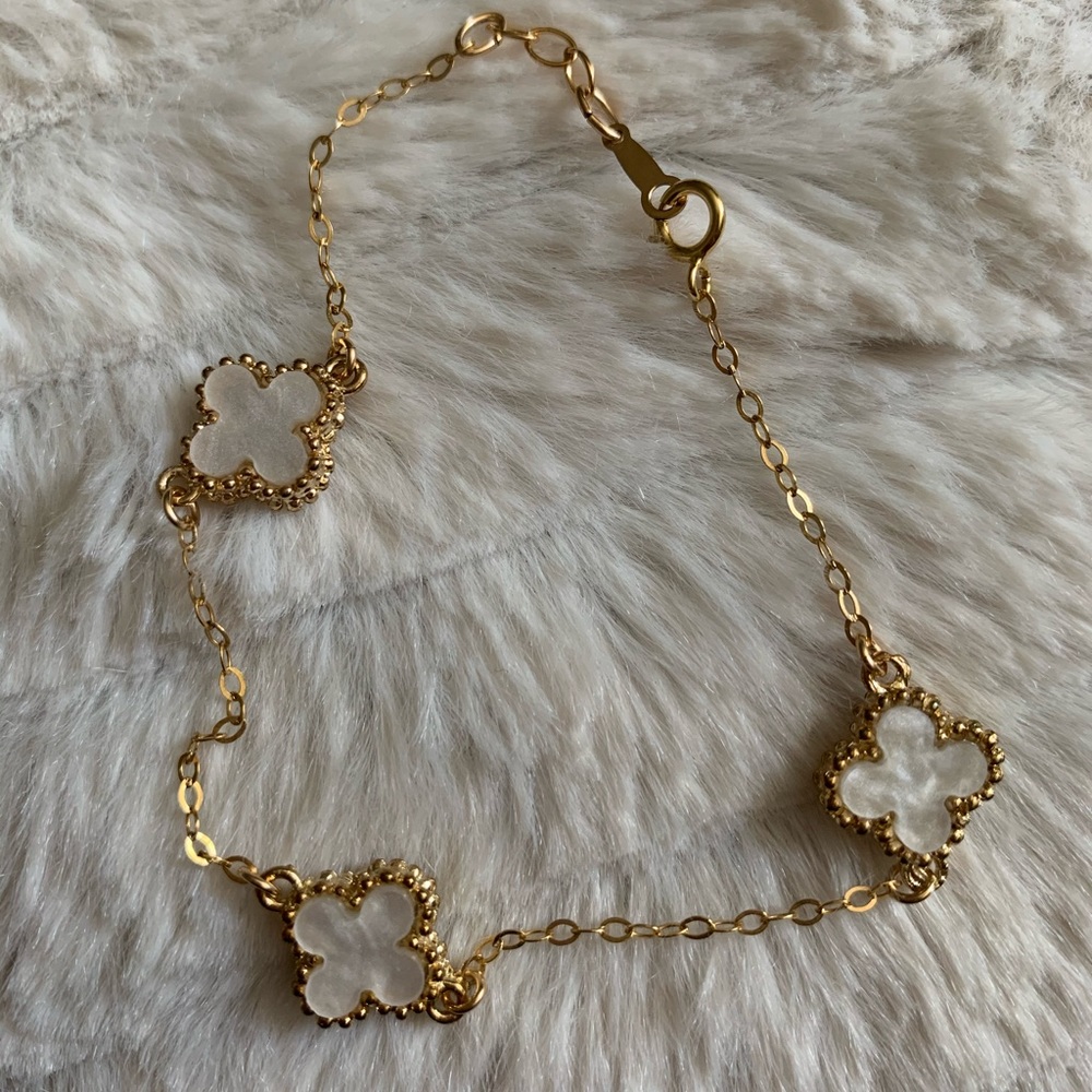 VAN CLEEF INSPIRED CLOVER MOTIF BRACELET